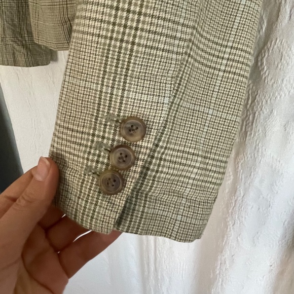 Bass Light Plaid Blazer - Picture 5 of 5